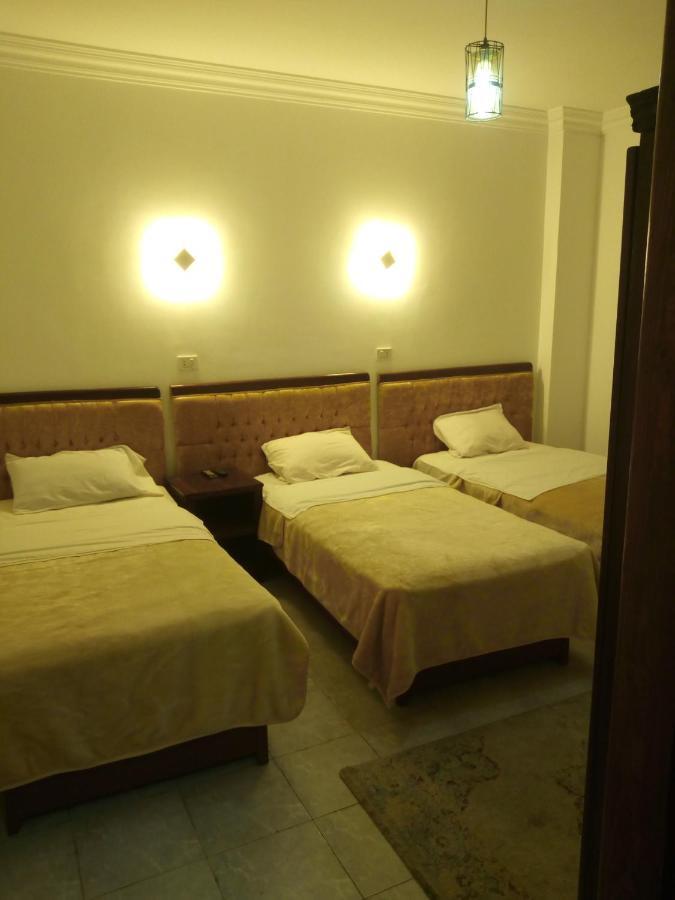 Arabian Nights Hostal *
