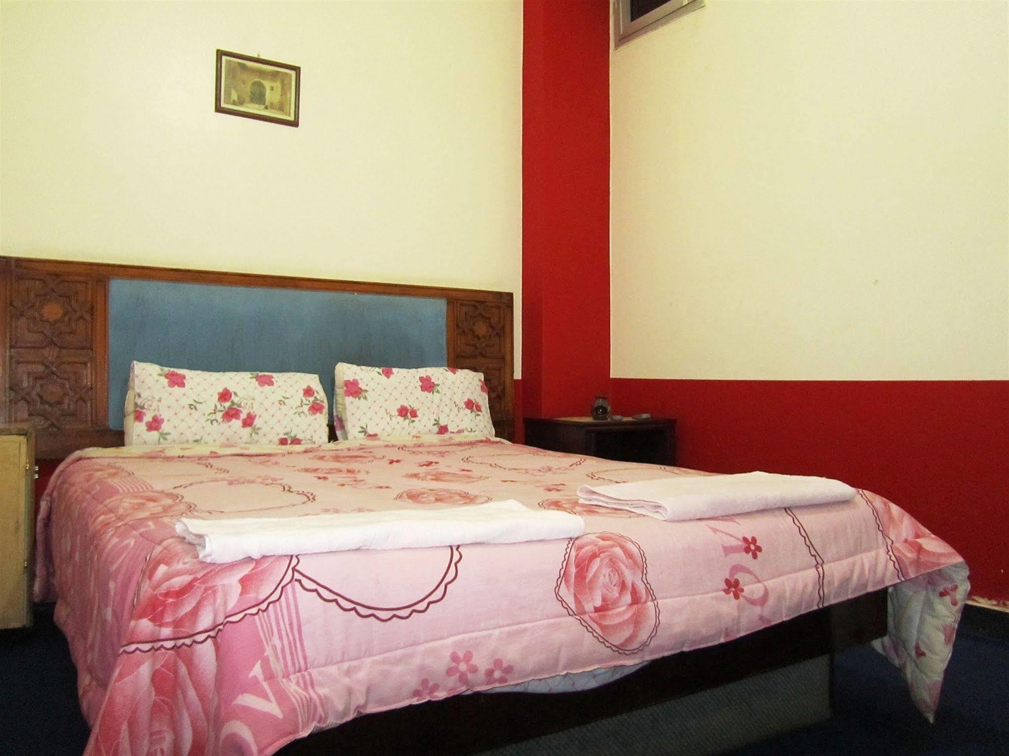 Hostal Arabian Nights *